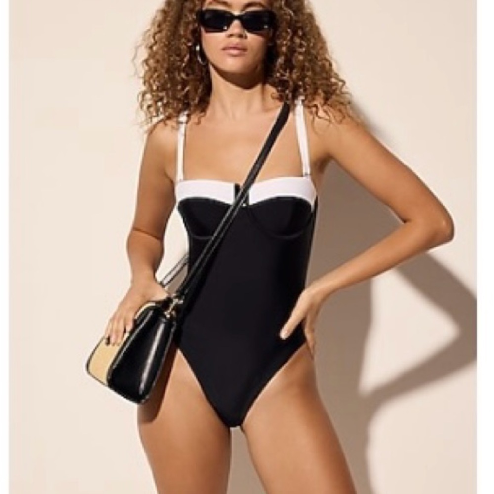Express Monochrome One-Piece Swimsuit